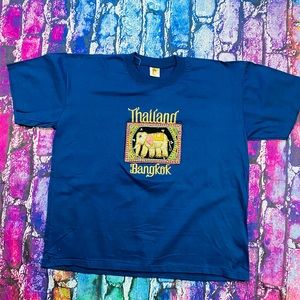 Vintage embroidery Bangkok, Thailand shirt size L single stitched